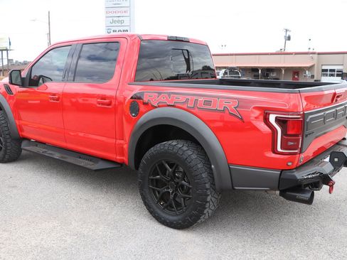 Used 2018 Ford F150 Raptor w/ Equipment Group 802A Luxury AWD/4WD image 5