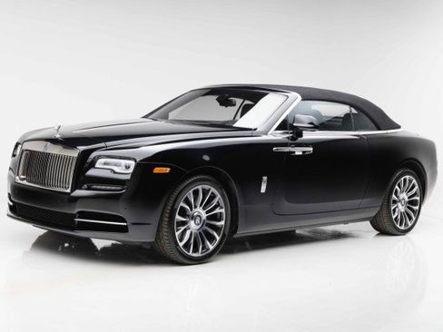 Used 2019 Rolls-Royce Dawn RWD image 25