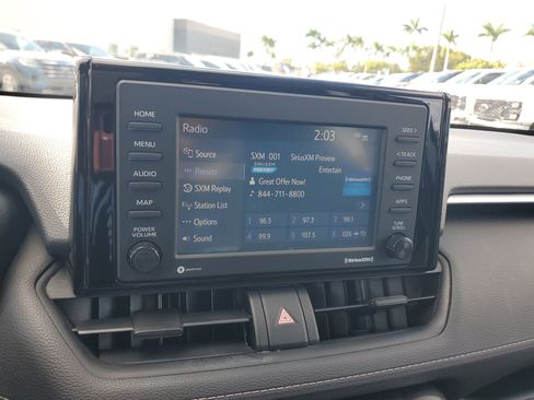 Used 2020 Toyota RAV4 LE image 22