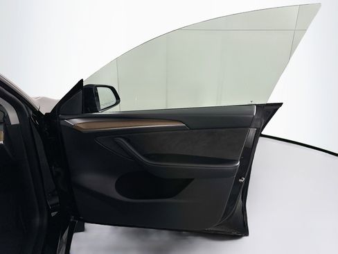 Used 2023 Tesla Model Y Performance image 30