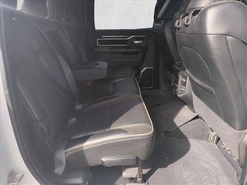 Used 2020 RAM 2500 Laramie w/ Night Edition image 20