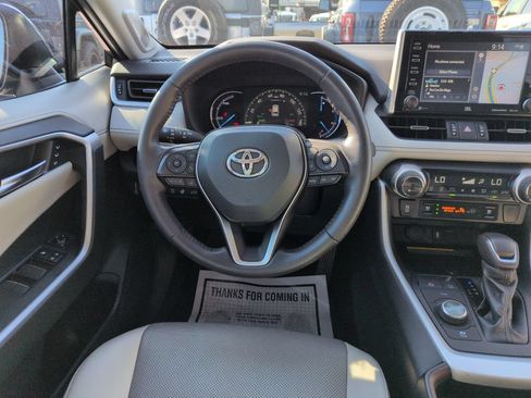 Certified 2020 Toyota RAV4 Limited AWD/4WD image 13