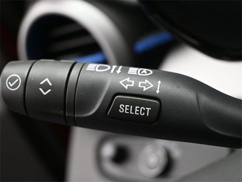 Used 2025 Chevrolet Trax LS image 29