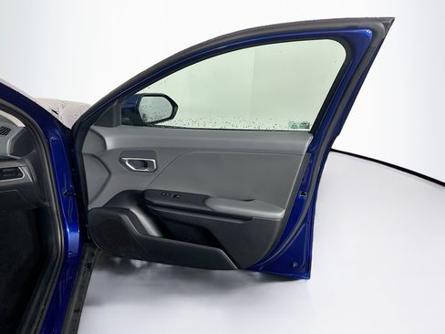 Used 2025 Kia K4 FWD image 32
