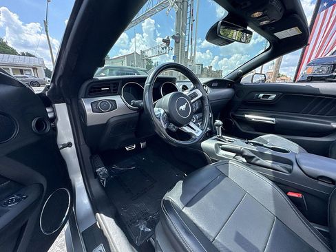 Used 2023 Ford Mustang Premium image 10