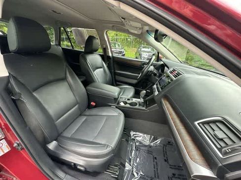 Used 2016 Subaru Outback 3.6R Limited AWD/4WD image 21