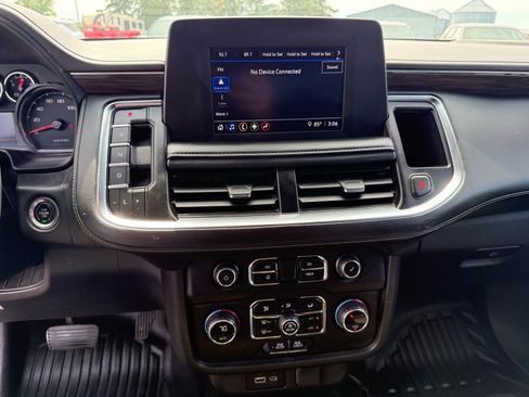 Used 2022 Chevrolet Tahoe 2WD image 18