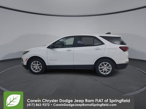 Used 2024 Chevrolet Equinox LS w/ LS Convenience Package FWD image 8