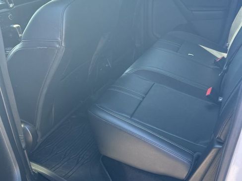 Used 2023 Ford Ranger Lariat w/ FX4 Off-Road Package image 8