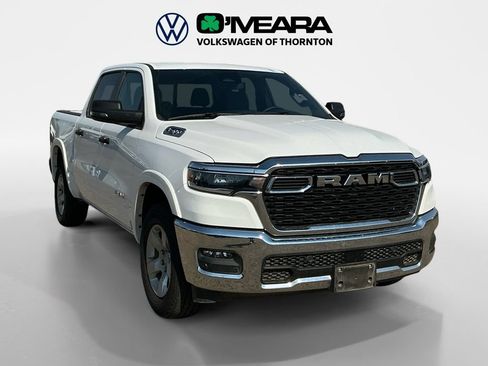 Used 2025 RAM 1500 Big Horn AWD/4WD image 7