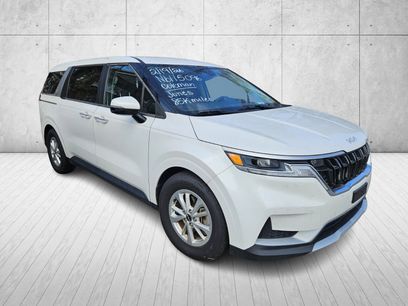Used 2022 Kia Carnival LX