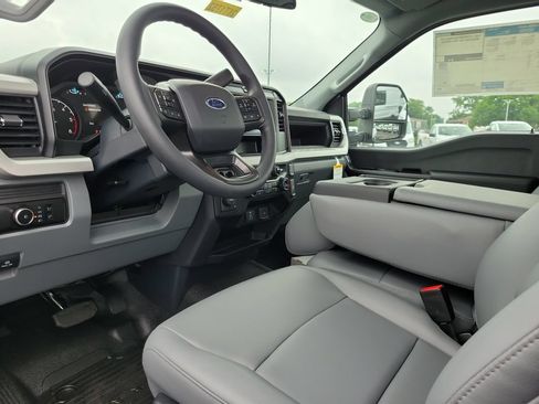 New 2026 Ford F550 4x4 Regular Cab Super Duty image 20