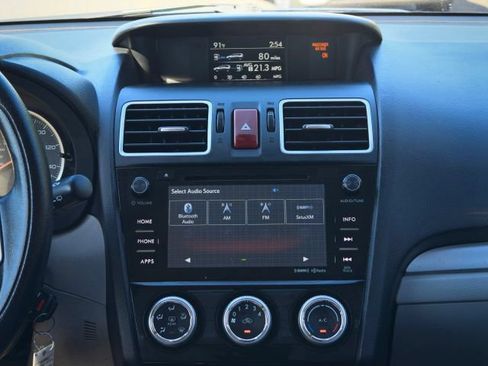Used 2016 Subaru Forester 2.5i Premium w/ All-Weather Package AWD/4WD image 23