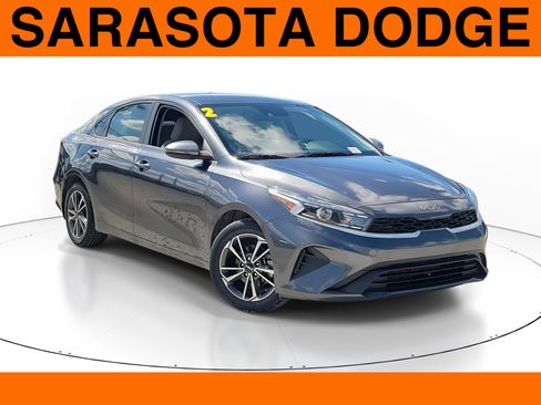 Used 2022 Kia Forte LXS w/ LXS Technology Package image 1
