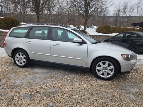 Used 2007 Volvo V50 2.4i image 3