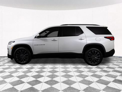 Used 2022 Chevrolet Traverse RS FWD image 11
