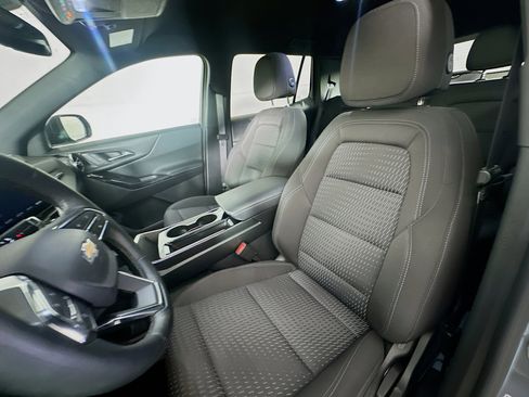 Used 2025 Chevrolet Equinox LT image 13