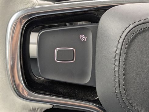 Certified 2025 Lincoln Navigator Reserve image 31