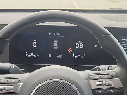 Used 2024 Hyundai Kona SEL AWD/4WD image 14