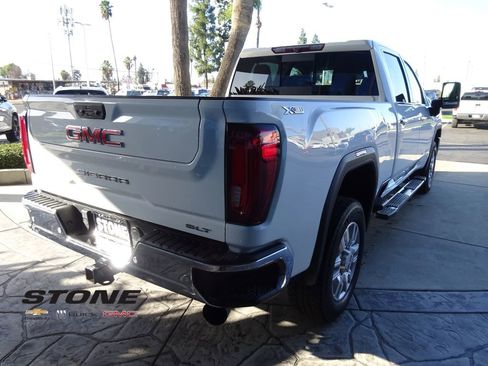 Used 2021 GMC Sierra 2500 SLT w/ SLT Premium Package image 10