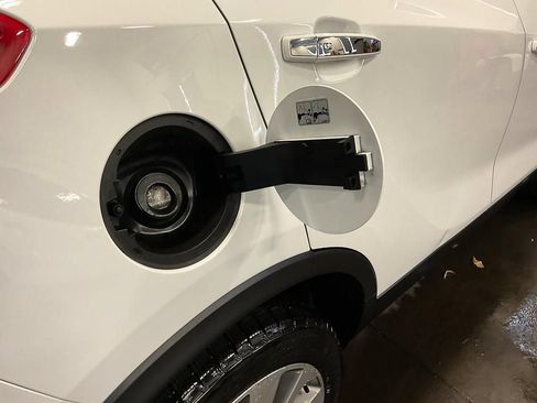 Used 2018 Buick Encore Preferred AWD/4WD image 16