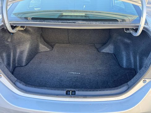 Used 2015 Toyota Corolla S image 23