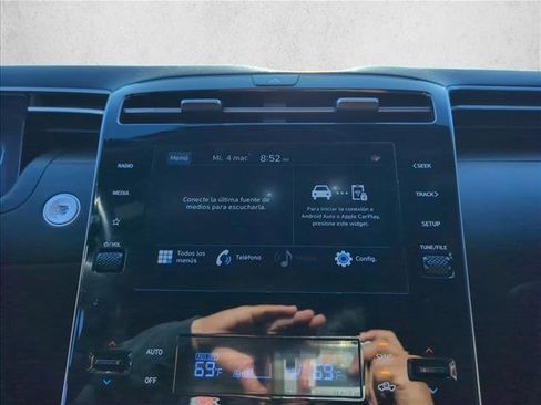 Used 2022 Hyundai Santa Cruz SEL Premium image 16