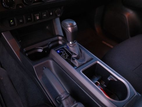 Used 2020 Toyota Tacoma TRD Sport image 23