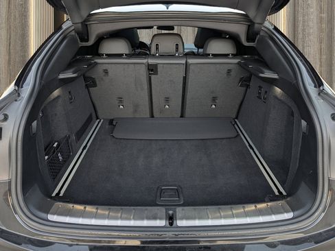 Used 2021 BMW X4 xDrive30i w/ M Sport Package image 39