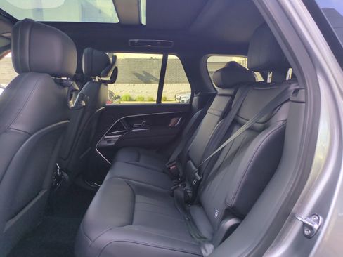 New 2026 Land Rover Range Rover SE image 25