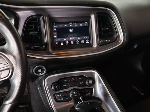 Used 2020 Dodge Challenger SXT w/ Blacktop Package RWD image 5