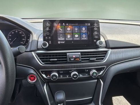 Used 2020 Honda Accord EX image 26