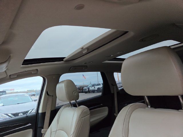 Used 2018 Buick Enclave Essence AWD/4WD image 23