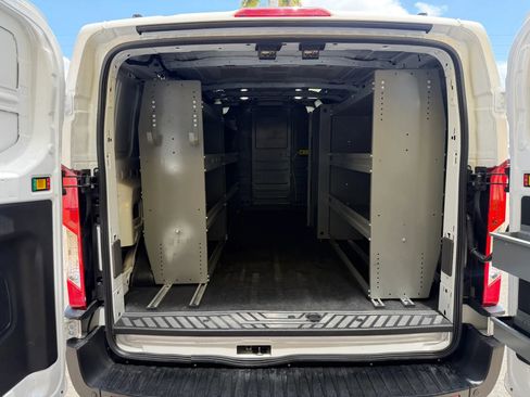 Used 2023 Ford Transit 250 148 Low Roof AWD w/ Fleet Fuel Economy Package image 6