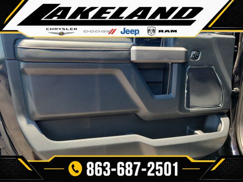 Used 2022 Ford F350 Platinum AWD/4WD image 15
