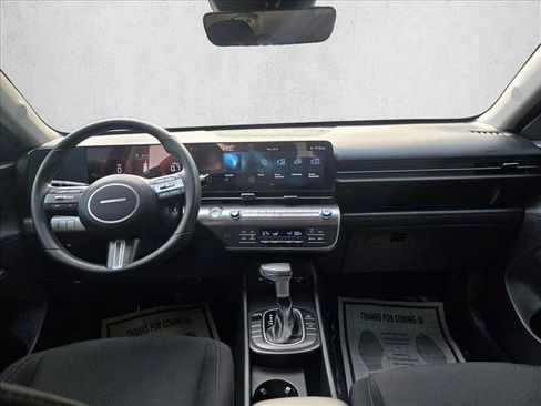 Certified 2025 Hyundai Kona SEL image 15
