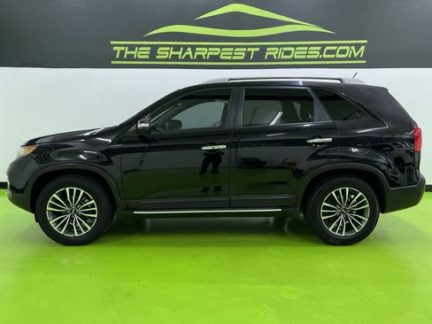 Used 2012 Kia Sorento LX w/ Convenience Pkg FWD image 6