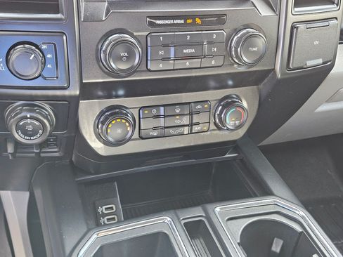 Used 2019 Ford F150 XL w/ Equipment Group 101A Mid AWD/4WD image 24