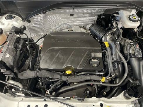 Used 2025 Chevrolet TrailBlazer LT FWD image 28