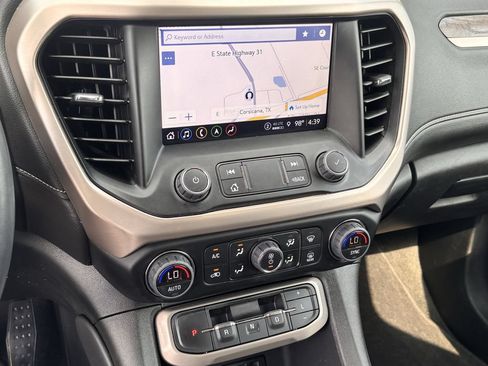 Used 2023 GMC Acadia Denali w/ Denali Ultimate Package FWD image 14
