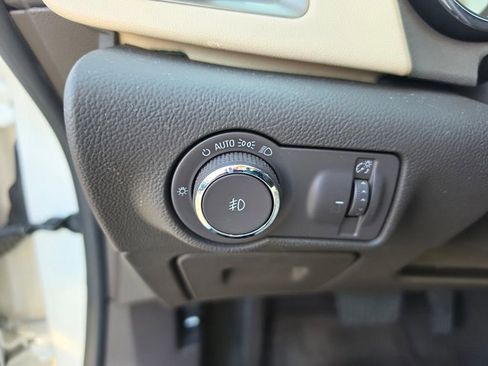 Used 2015 Buick Verano Leather image 17