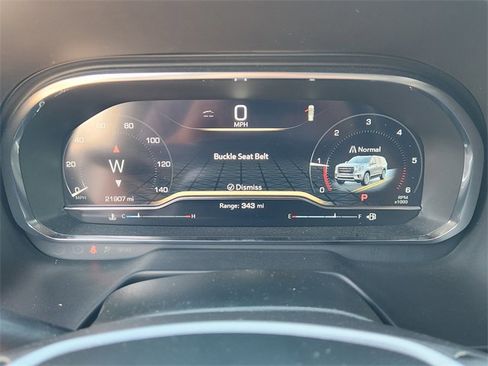 Used 2024 GMC Yukon XL SLT w/ SLT Luxury Package image 15