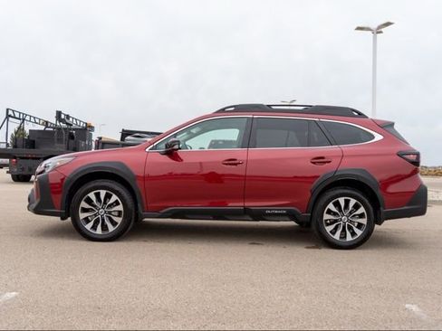 Used 2024 Subaru Outback Limited XT image 4
