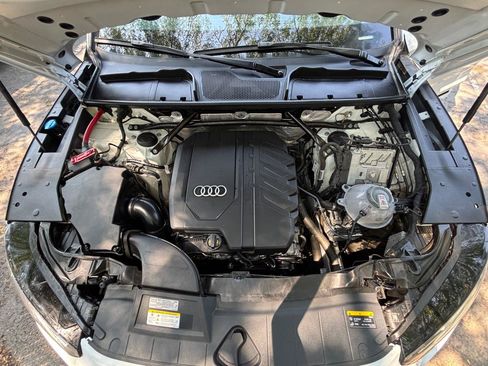 Used 2023 Audi Q5 2.0T Premium Plus w/ Premium Plus Package AWD/4WD image 7