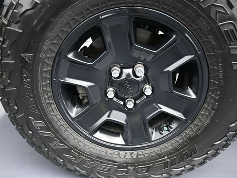 Used 2022 Jeep Gladiator Mojave w/ LED Lighting Group image 40