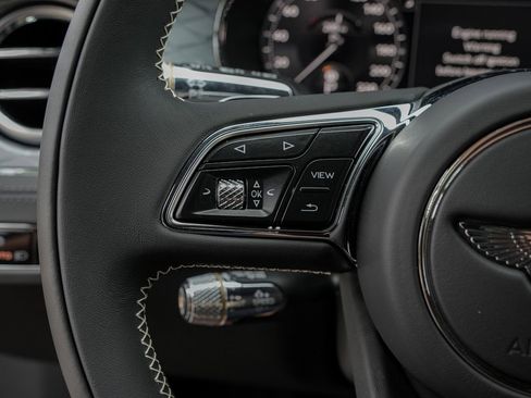 Certified 2024 Bentley Continental GT V8 image 25