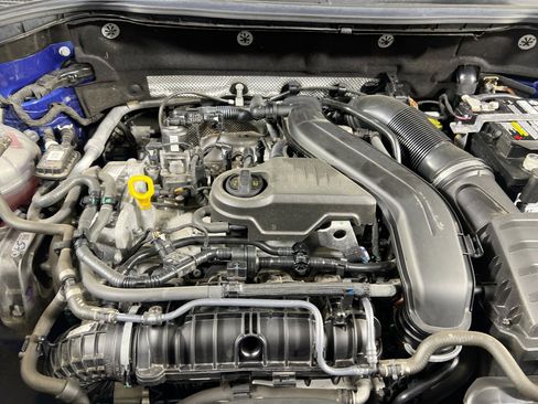 Used 2022 Volkswagen Taos SE image 28