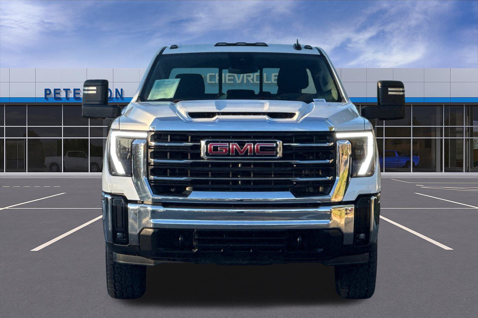 Certified 2024 GMC Sierra 3500 SLE w/ Preferred Package AWD/4WD image 9