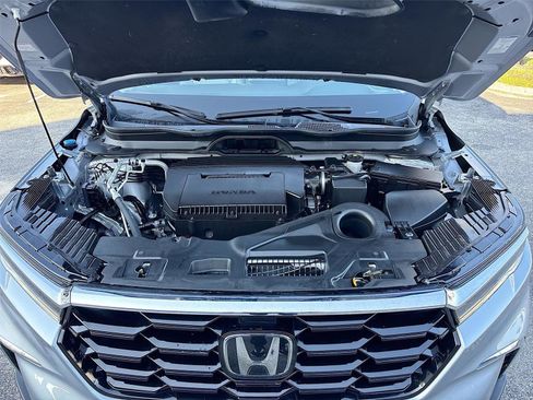 Certified 2024 Honda Pilot Touring image 37