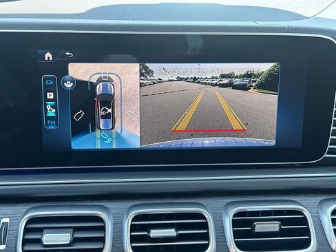 New 2026 Mercedes-Benz GLS 450 4MATIC image 34